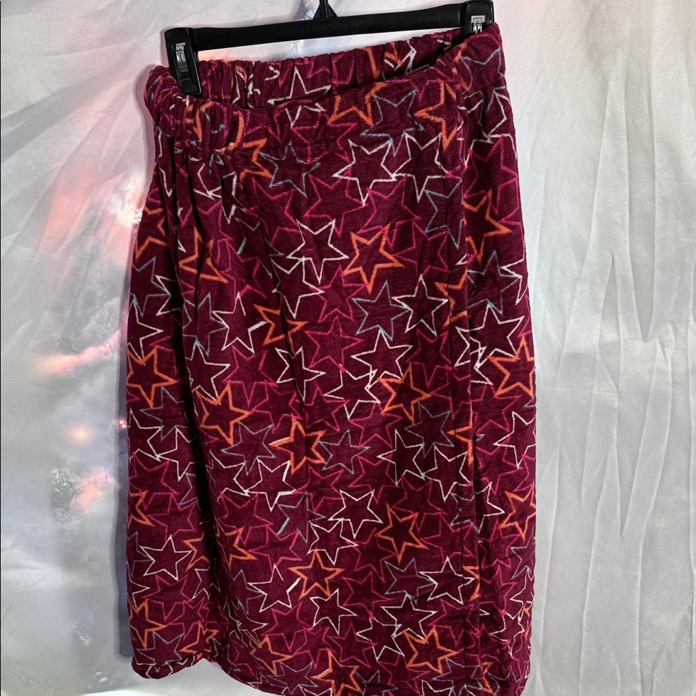 The Big One Burgundy Star Patterned Robe